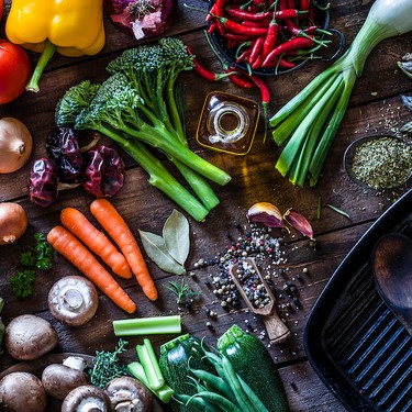 Mit diesen 7 Tipps steigst du ganz einfach auf eine vegetarische Ernährung um