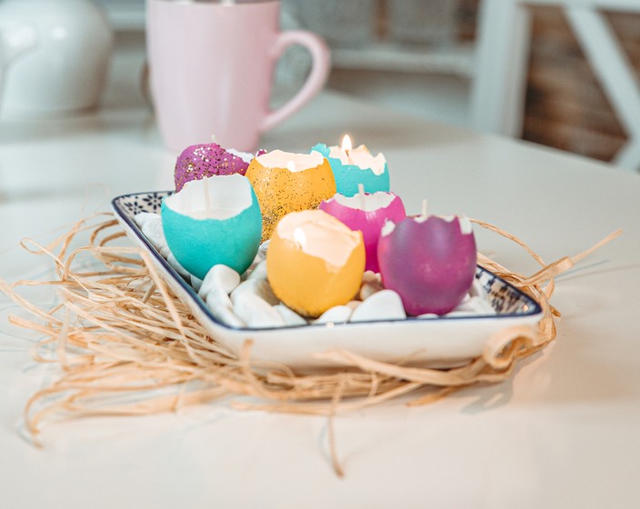 Farbige Eierkerzen - Osterdeko zum selber basteln