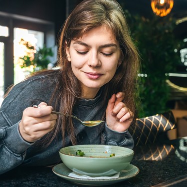 Suppen zum Abnehmen: Köstliche Schlankmacher
