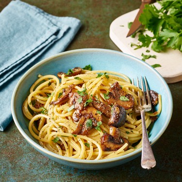 Vegetarische Spaghetti Carbonara Rezept | V-Kitchen