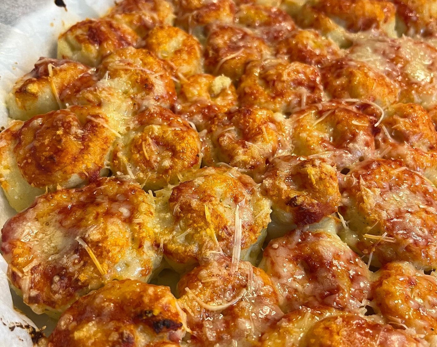 Rosenkuchen - Chäschnöpf mit Wienerli