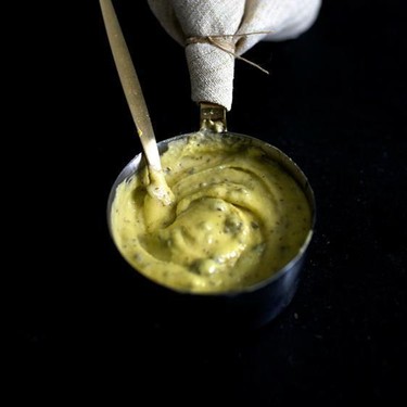 Aioli-Kartoffelpüree-Sauce mit gebratenen Kapern Rezept | V-Kitchen