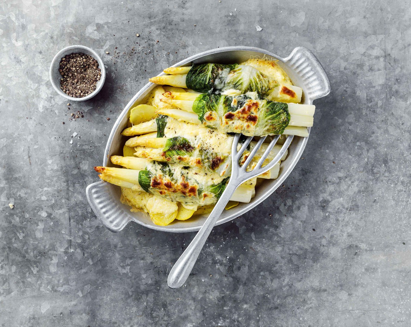 Spargelpäckli auf Kartoffelbeet