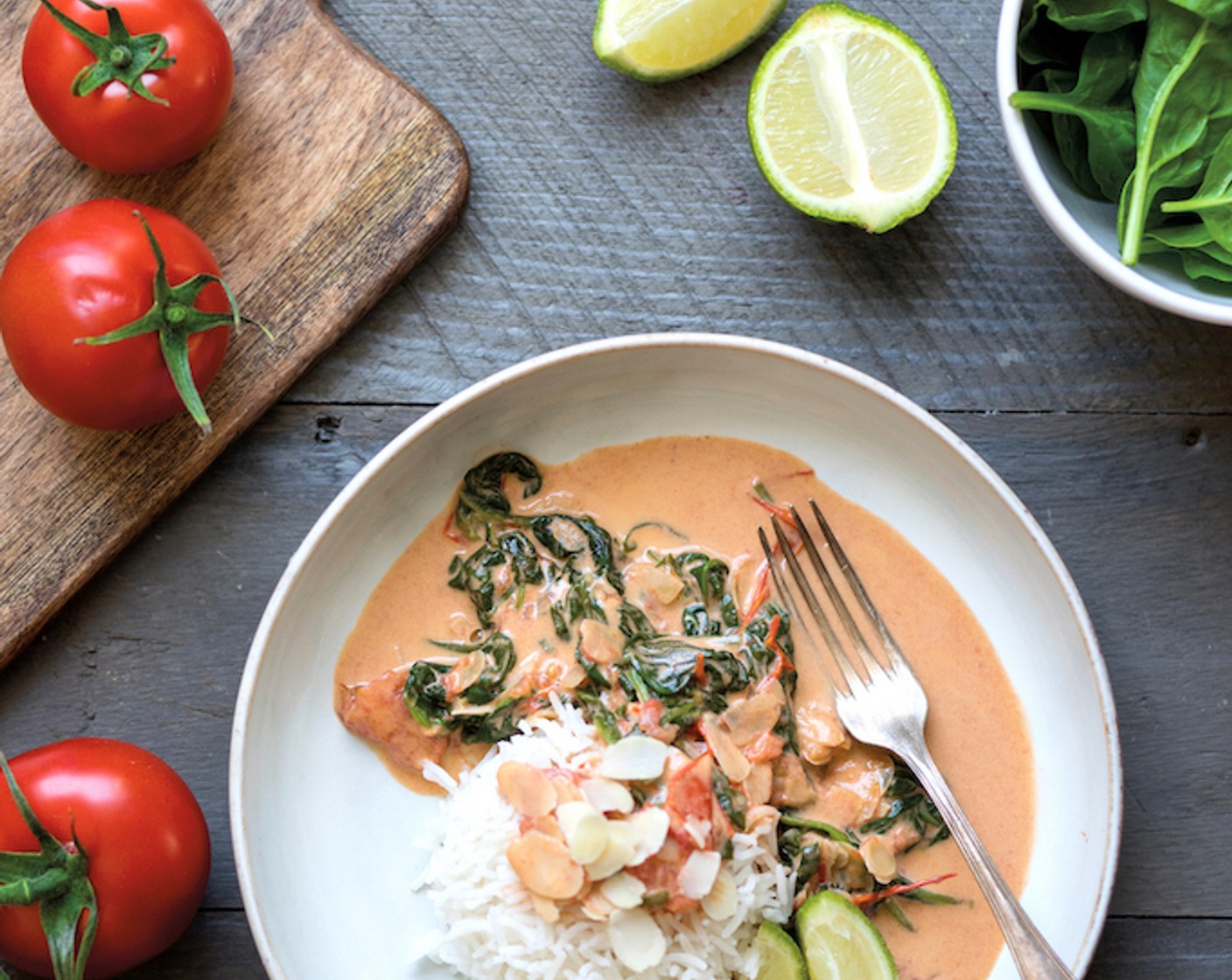 Schritt 4 Das Curry zusammen mit dem Reis in einer Schüssel servieren.