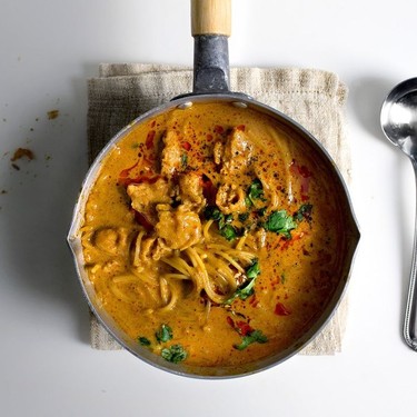 One-Pot-Instant-Mc-Curry mit zerbrochener Pasta Rezept | V-Kitchen