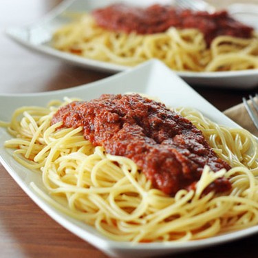 Schnelle Lieblings-Spaghetti-Sauce Rezept | V-Kitchen