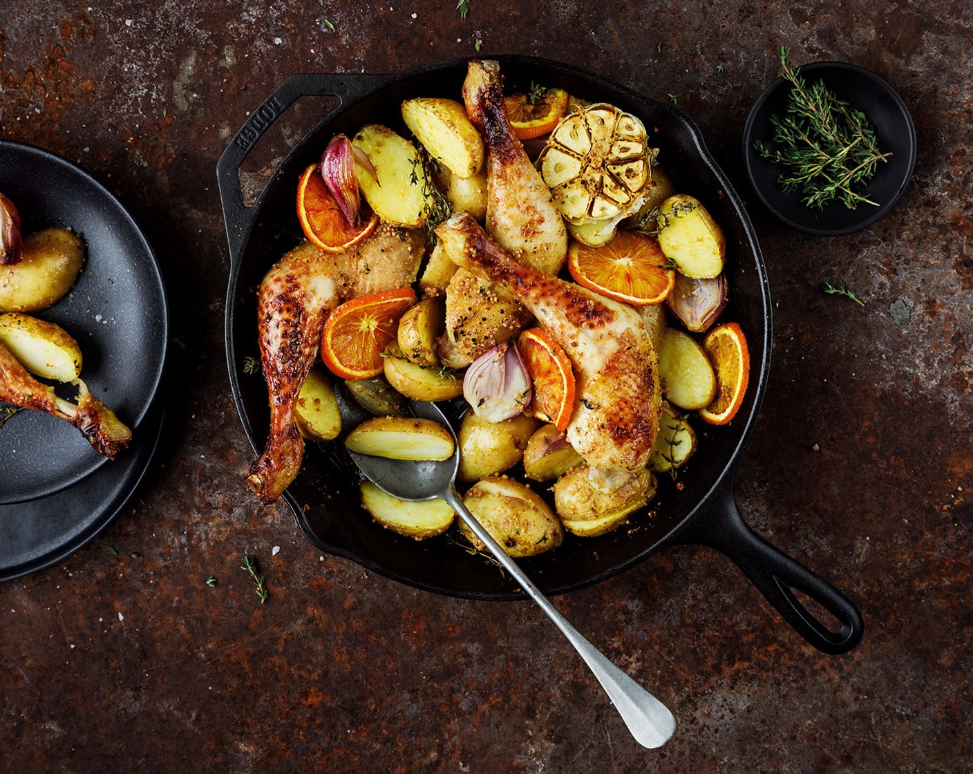 Senf-Honig Pouletschenkel mit Kartoffeln und Orange