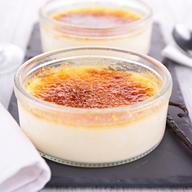 Crème Brûlée mit Rosenwasser Rezept | V-Kitchen