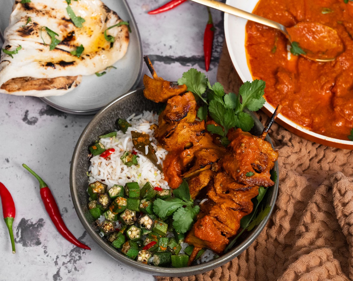 Chicken Skewers Tandoori mit Tikka-Masala-Sauce