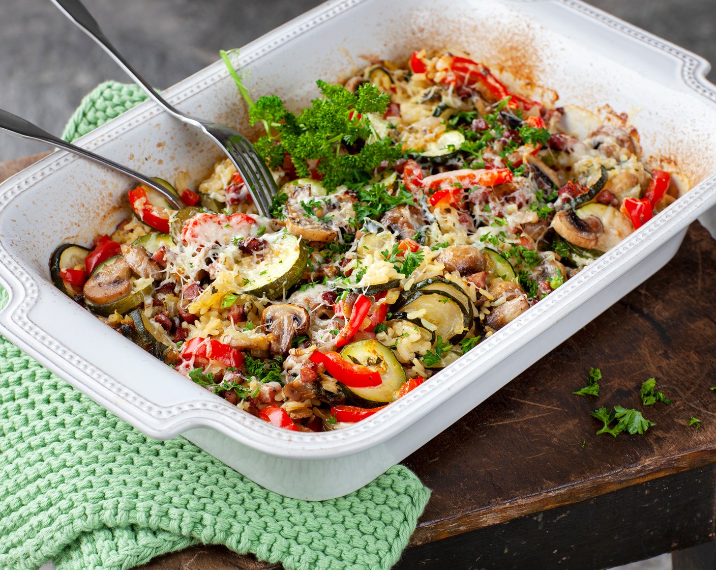 Reis-Gemüsegratin mit Champignons