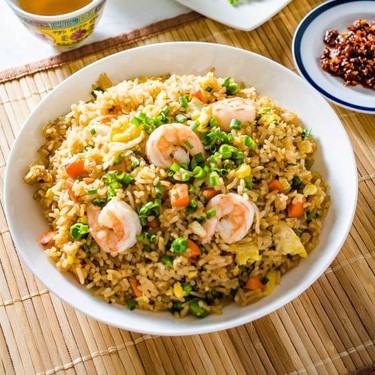 Gebratener Reis mit Shrimps Rezept | V-Kitchen