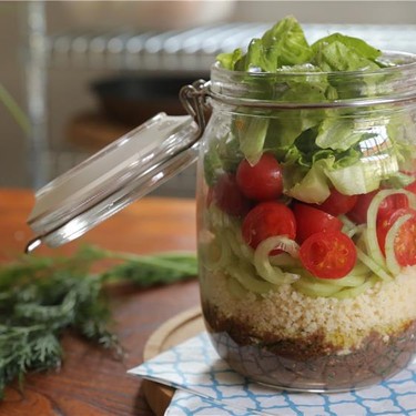 Griechischer Salat im Glas Rezept | V-Kitchen