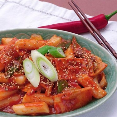 Würziger koreanischer Reiskuchen Rezept | V-Kitchen