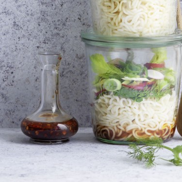 Asia-Salat im Einmachglas Rezept | V-Kitchen