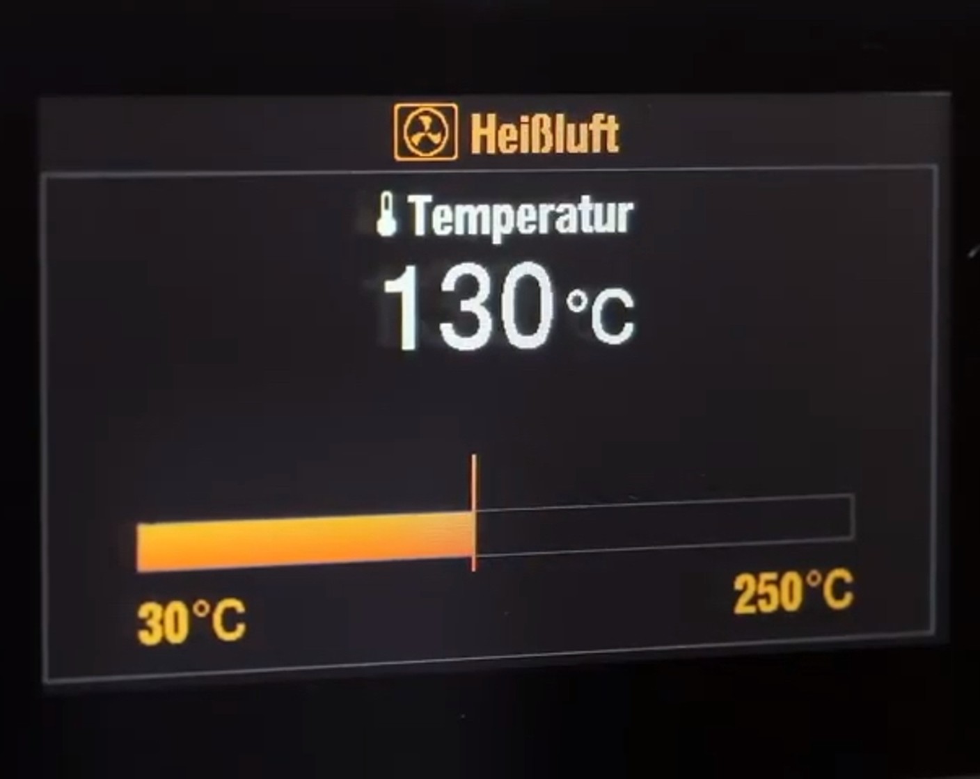 Schritt 6 Anschliessend den Ofen auf 130 °C Heissluft vorheizen.