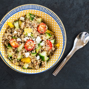 Quinoa Gemüse Salat Rezept | V-Kitchen