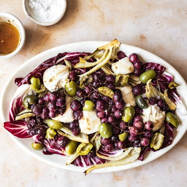 Fenchel und Radicchio Salat mit gebackenen Trauben Rezept | V-Kitchen
